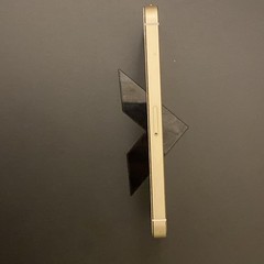 Apple iPhone SE 1st Gen A1662 Gold White Smartphone For Parts Repair