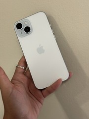 iPhone 15