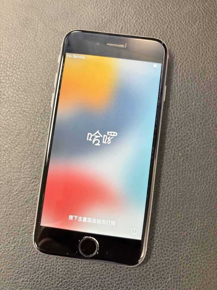 Apple Iphone 6S. 32gb. Unlocked. 4.7″ Retina HD Display, 12MP, 3D Touch. GRAY.