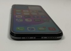 iPhone 11 Pro, 64gb, Space Gray – Factory Unlocked, Excellent Condition – READ
