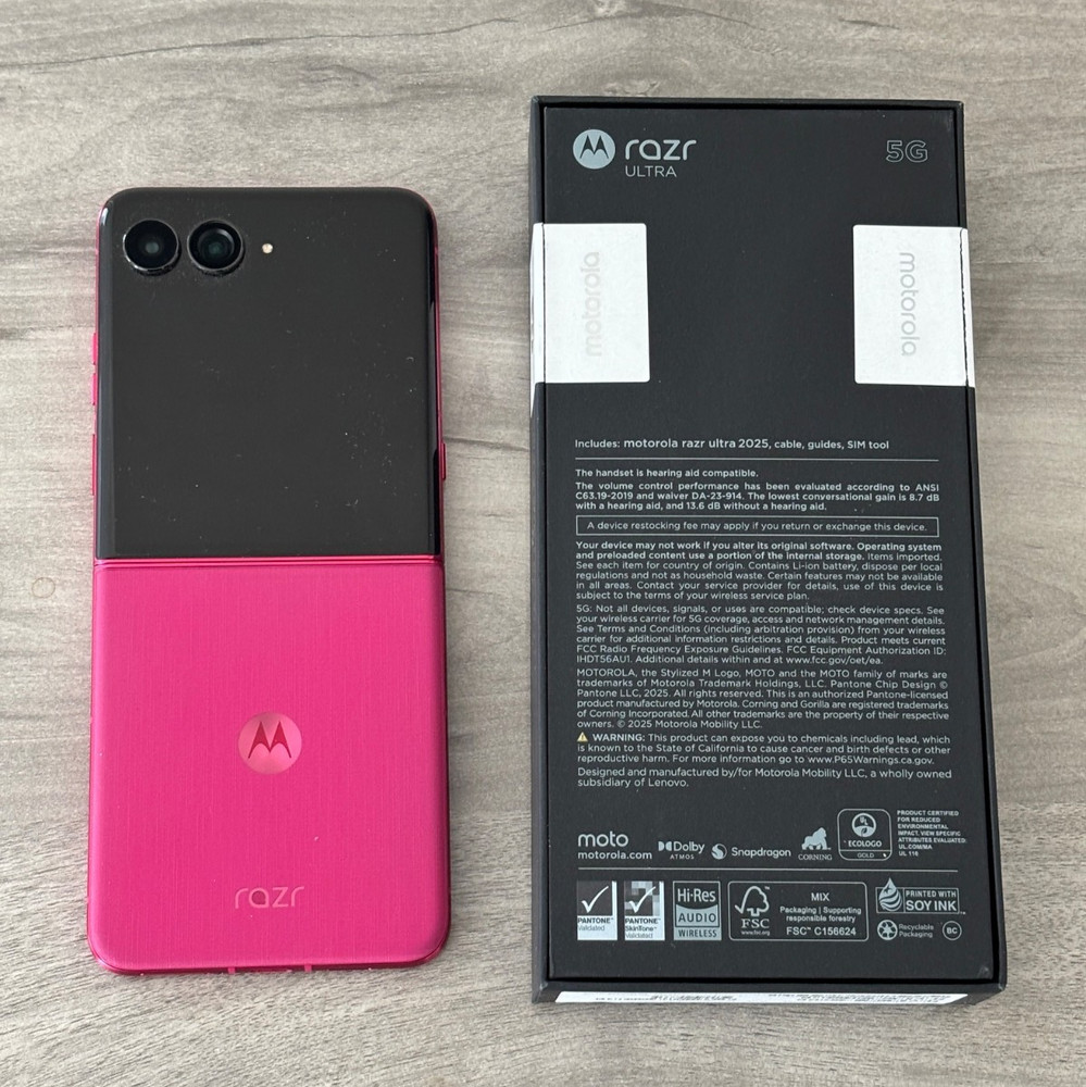 Motorola RAZR Ultra 2025 – 1TB Smartphone – Foldable – Pink Cabaret – Unlocked