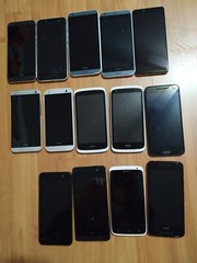 Lot of 14 Mixed Brand htc/and other For parts