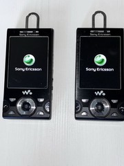 Lot of x2 Walkman W995 Phones with M2 Memory Chips: Read Description!!