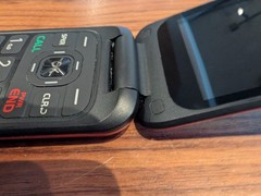 Consumer Cellular Iris Flip SH3320 – 8GB – Black / Gray 4G LTE Tested & Clean Wi