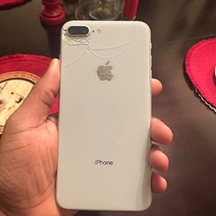 Apple iPhone 8 Plus with Tiktok – 64 GB – Silver (C Spire)