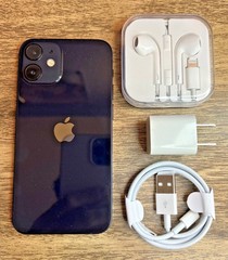 Apple iPhone 12 Black 64GB Unlocked for All Carriers – EXCELLENT – 100% BATTERY
