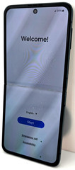 Samsung Galaxy Z Flip 3 – SM-F711U – Unlocked 128GB Green *PARTS: SPOTS/BAD MIC