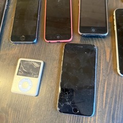Iphone Ipad Ipod Lot Broken for Parts/Repair Lot of 13 Various Makes/Models