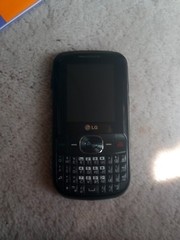 LG GPLG500GB BLACK TRACFONE SMARTPHONE QWERTY KEYBOARD CELLPHONE (ESN CLEAR)