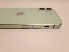 Apple iPhone 12 mini 128GB (Unlocked) A2176 Green CRACKED SCREEN