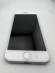 Apple iPhone 7 – 128GB – Silver (Unlocked)