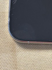 Apple iPhone 15 Pro Max – 256 GB – White Titanium *FOR PARTS READ*