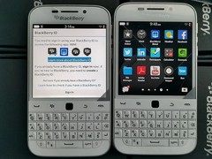 BlackBerry Classic Q20 SQC100-4 Unlocked 4G LTE Retro 16GB QWERTY Smartphone