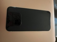Apple iPhone 11 – 64GB – White (Verizon) A2111 (CDMA + GSM)