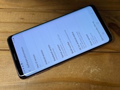 Samsung Galaxy S9 – SM-G960U – 64GB – Purple (Xfinity Mobile) Good Cond