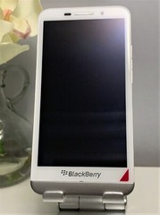BlACKBERRY Z30 – 16GB – WHITE or Black (FACTORY UNLOCKED) —ON SALE !!