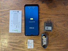 Motorola Moto G Pure 32GB 3GB RAM 6.5in 13MP Blue Factory Unlocked