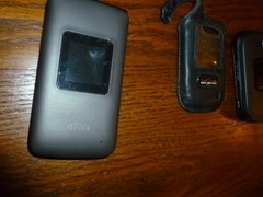 2 Flip Phones – Samsung Gusto Verizon Cell and E-Talk Kazuma – Flip Cell Phones