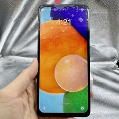 Samsung Galaxy A52 (5G) SM-A526U 128GB+6GB unlocked smartphone 6.5 in 64 MP