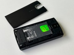 Original Nokia X3 – 46 MB – Red on Black (Unlocked) Vintage phone