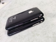 Original Apple iPhone 3nd 3GS – 8/16/32GB – Black /white (Unlocked) ( GSM) IOS 6