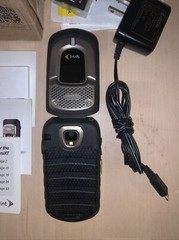Kyocera DuraXT E4277 Black (Sprint) Cell Phone Good Condition – WITH BOX – USED