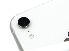 Apple iPhone XR A1984 (11,8) 256GB 6.1″ | Verizon | White | Health: 86%