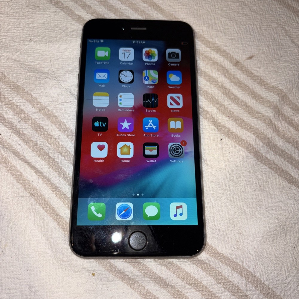 Apple iPhone 6 Plus 64GB A1522 MGCR2LL/A Silver (Verizon)
