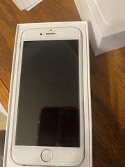 Apple iPhone 6 – 64GB – Silver (Sprint) A1586 (CDMA + GSM)