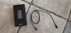 Samsung Galaxy S24 SM-S921U Unlocked 128GB Cobalt Violet