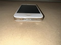 Apple iPhone 4 8GB White AT&T MD197LL/A Model A1332 IMEI Unlocked