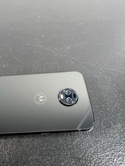 Motorola Moto Z 3rd Generation – 64GB – Ceramic Black (Verizon) *Cracked Screen*