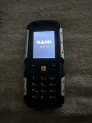 MANN ZUG S Yellow GSM Cell Phone GSM 850/900/1800/1900MHz