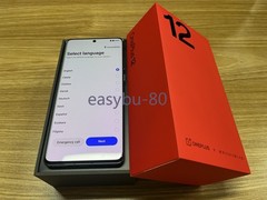 OnePlus 12 5G 6.82”12+256GB SD8+Gen2 50MP Triple Cameras 5400mAh Global Version