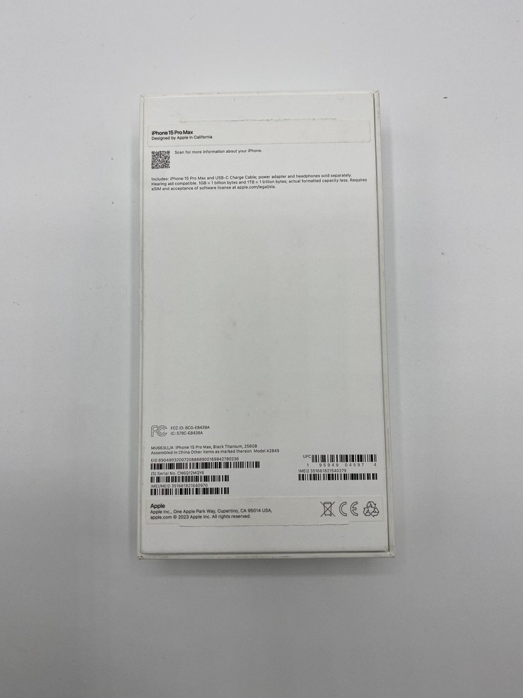 Apple iPhone 15 Pro Max 256GB – SIM Free – Unlocked – Black/Titanium (MU663LL/A)