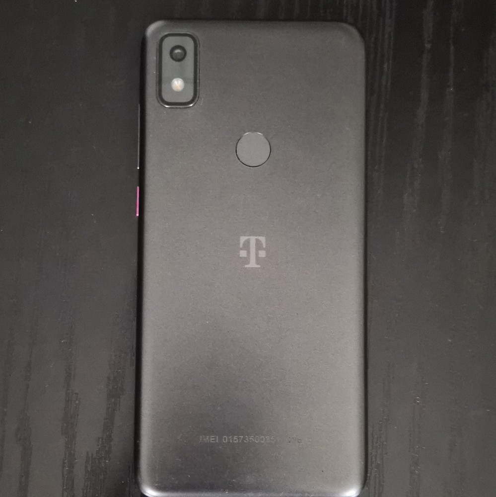 T-Mobile Revvl 4 Smartphone Black with Rear Fingerprint Sensor (Cracked Screen)