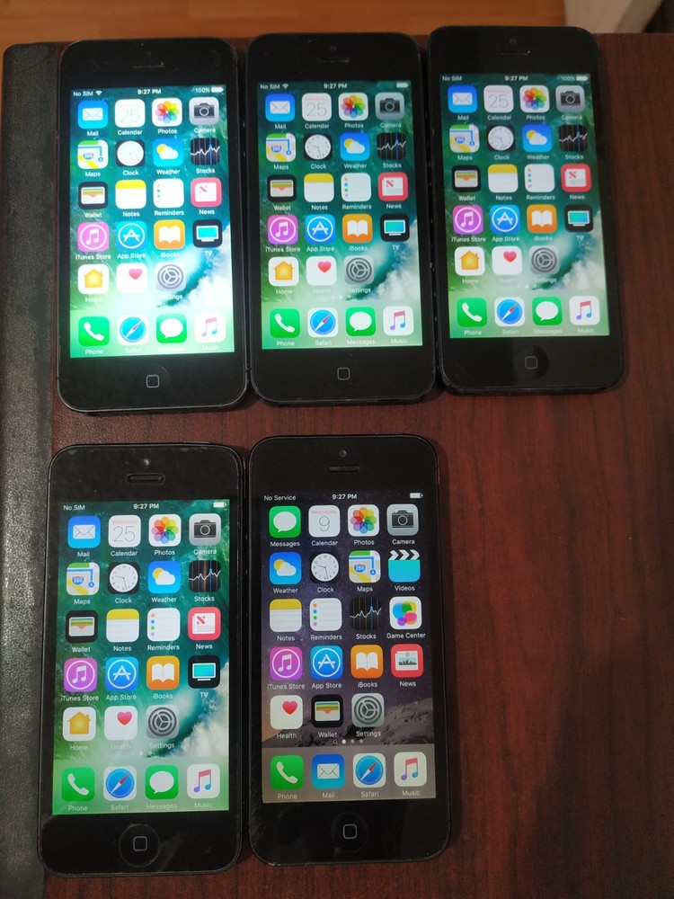 Lot of 5 Apple iPhone 5 32GB (1pc) 16GB(4pcs) A1428 / A1429 Gray