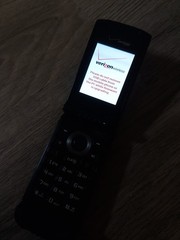 Casio G’zOne Ravine 2 C781NCH(Verizon Wireless, 2011) Flip Phone – Tested (Read)