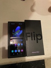 Samsung Galaxy Z Flip 4 SM-F721U1 256GB Bora Purple Excellent
