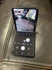 Samsung Galaxy Z Flip3 5G SM-F711U – 128GB – Phantom Black (AT&T)