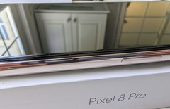 Google Pixel 8 Pro – 128 GB – Porcelain (Unlocked)