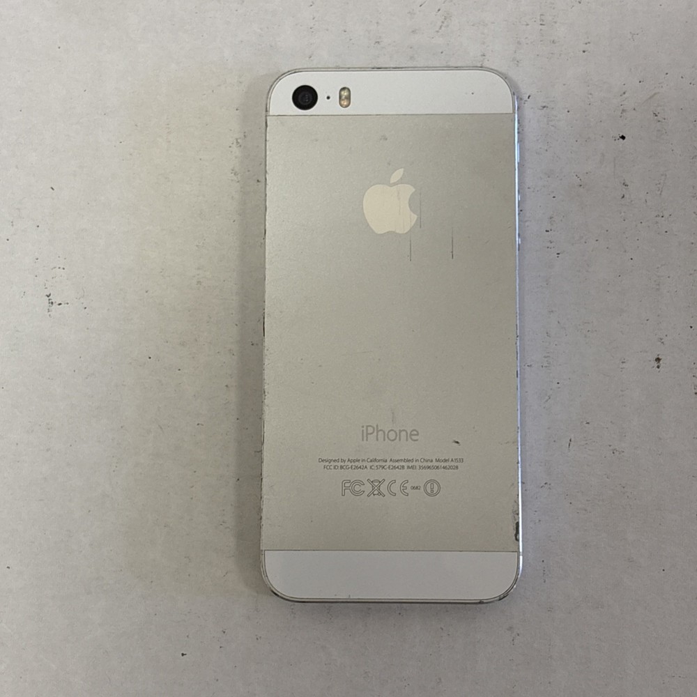 Apple iPhone 5 GSM Unlocked 16GB model A1533 Silver. SEE.