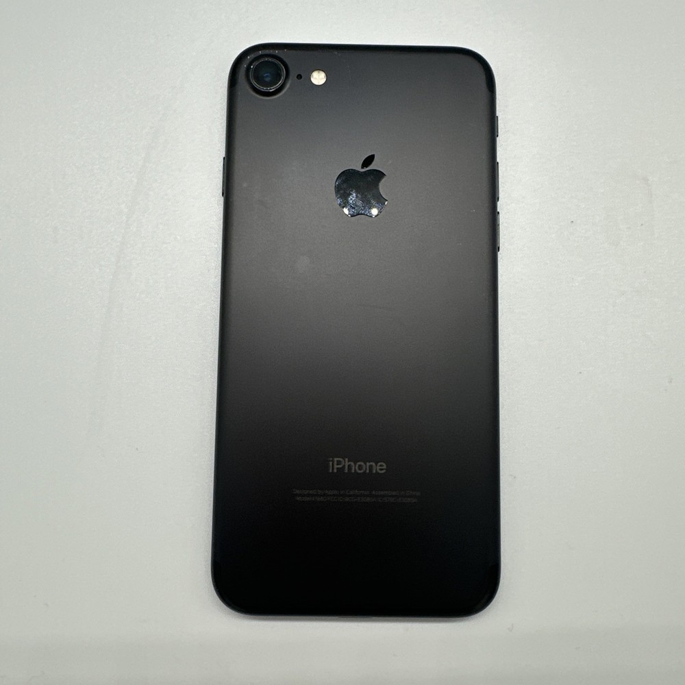 Apple iPhone 7 32GB Matte Black Unlocked Good Condition