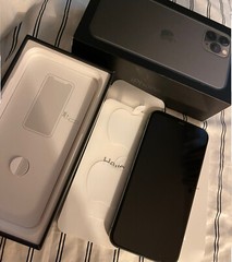 Apple iPhone 11 Pro – 256GB – Midnight Green (AT&T) A2160 (CDMA + GSM)