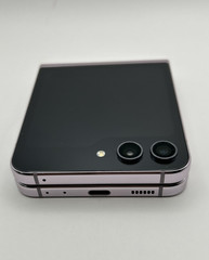 Samsung Galaxy Z Flip5 256GB – Factory Unlocked – Lavender / Purple