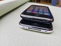 100% working Apple iPhone 3GS 32GB 16GB 8GB White Black (Unlocked) A1303 (GSM)