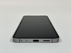 Samsung Galaxy Z Flip6 512GB SM-F741U1 Silver Shadow (Unlocked) – Fair