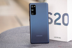 Unlocked Samsung Galaxy S20 FE 5G SM-G781B/DS 6.5″ 120Hz 32MP 128GB Smartphone