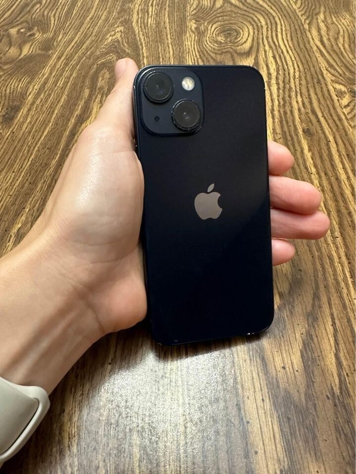 Apple iPhone 13 mini – 256 GB – Midnight (Unlocked) Dual SIM (SIM + eSIM)