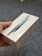 90%N ew Apple iPhone 5(not 5s) 16/32B UNlocked(any carrier) 3.5” Gift
